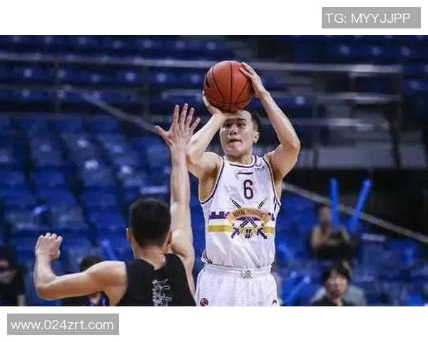 张帆：从普通青年到行业领军人物的奋斗历程与人生启示